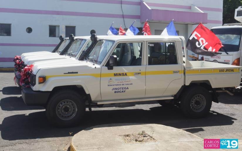 SILAIS reciben 10 camionetas de doble tracción