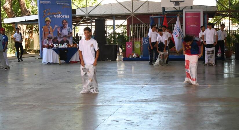 Realizan lanzamiento del Programa de Arte y Cultura