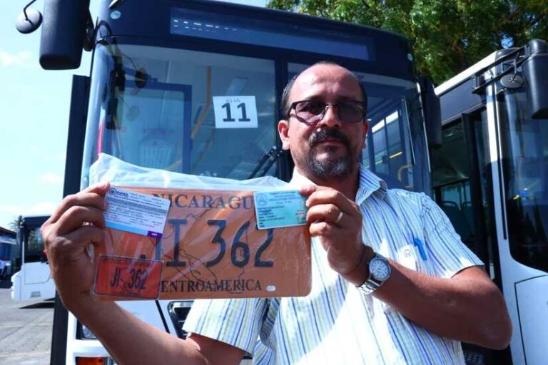 Inicia entrega de 800 buses a transportistas de toda Nicaragua