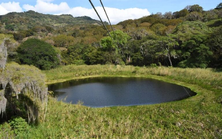 Laguna La Bruja, atractivo natural en Madriz