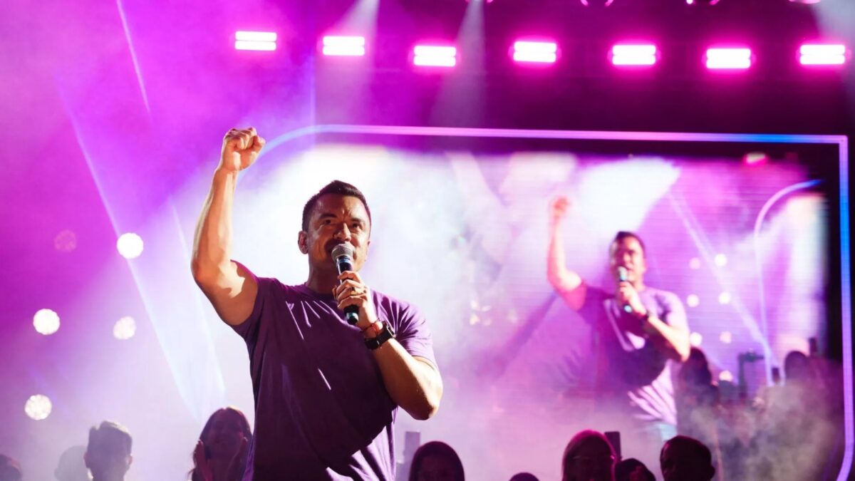 Candidatos presidenciales de Ecuador cierran campañas