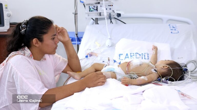 Jornada de Cirugía de Corazón Abierto beneficia a 10 niños