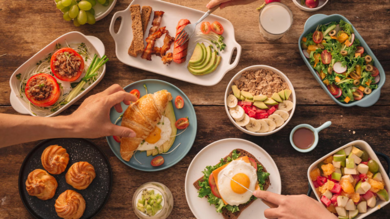 Mujeres no pueden comer lo mismo que los hombres