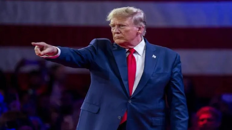 Trump intensifica ataques contra migrantes y Venezuela