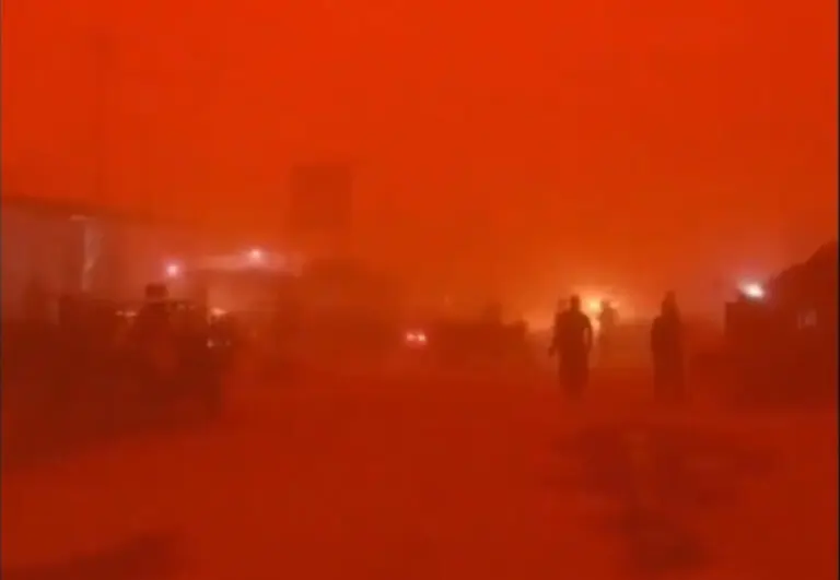 Tormenta de arena en Irak deja miles de afectados y paraliza servicios