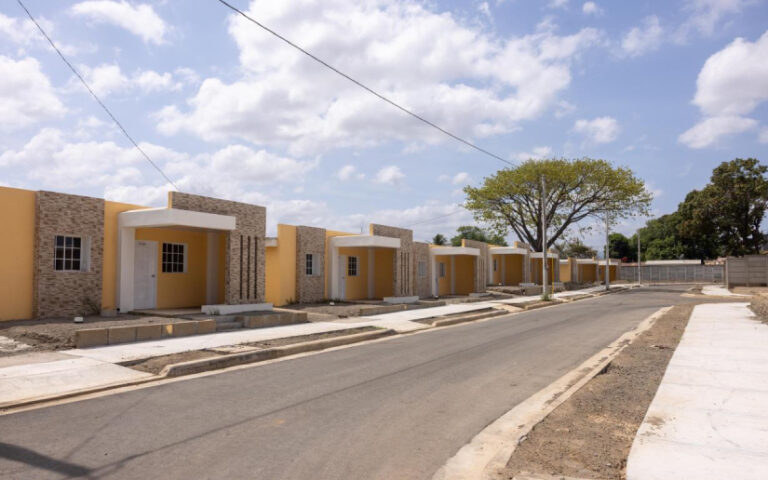 Gobierno Sandinista mejora circulación vehicular en Urbanización Mirador Xolotlán