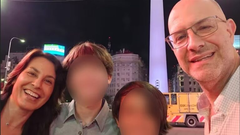 Asesinan a una familia en Argentina