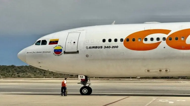 Caracas recibe 183 migrantes deportados desde EE.UU.