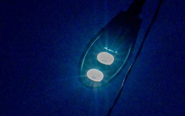 Enatrel instala nuevo sistema de iluminación en 14 barrios de San Marcos, Carazo