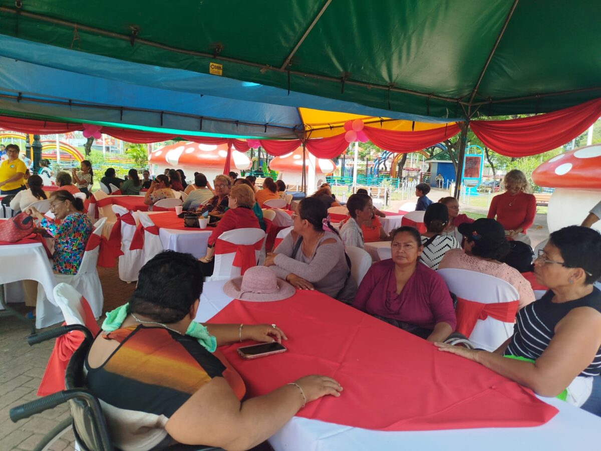 Celebran a las madres con discapacidad