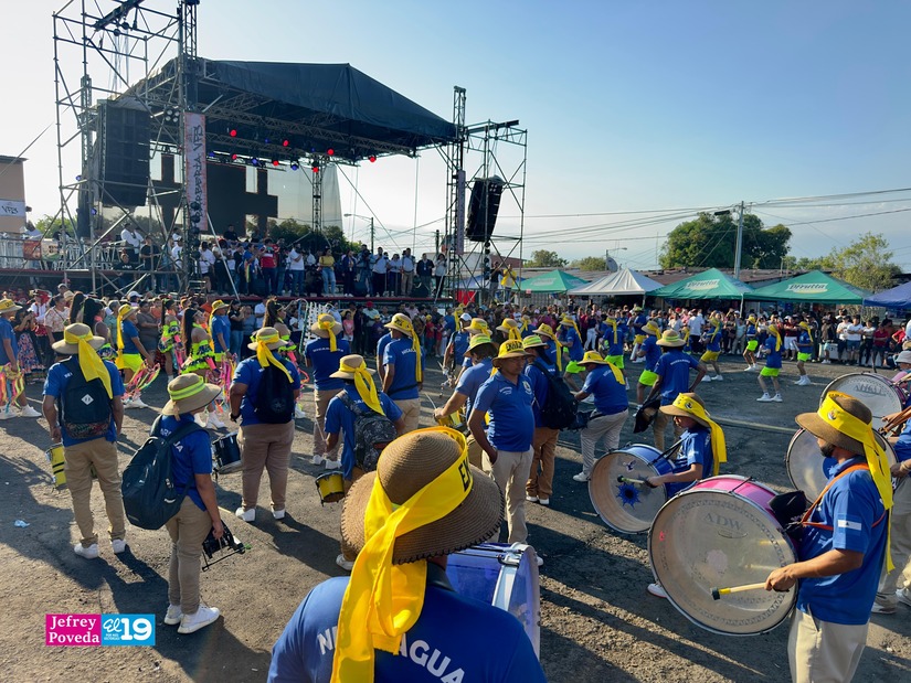 Colonia Primero de Mayo celebra a lo grande