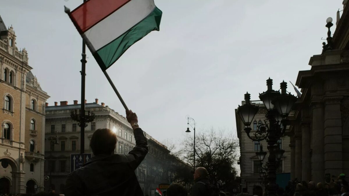 Con el voto de 134 diputados el Parlamento de Hungría aprobó su salida de la Corte Penal Internacional (CPI).