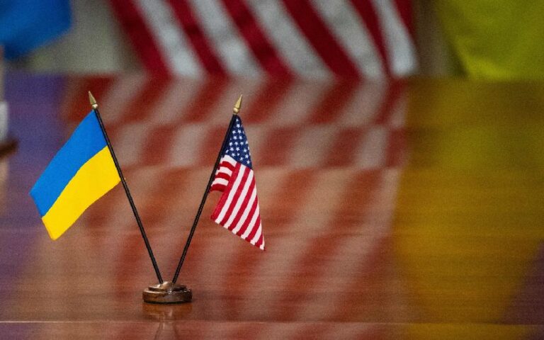 EE.UU. se anexiona Ucrania