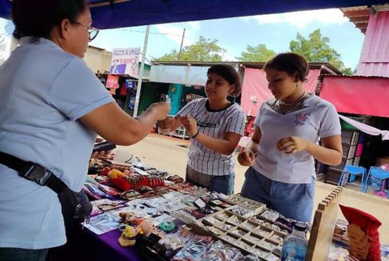 Emprendedores ofertaron sus productos en 75 ferias y espacios de comercio en toda Nicaragua