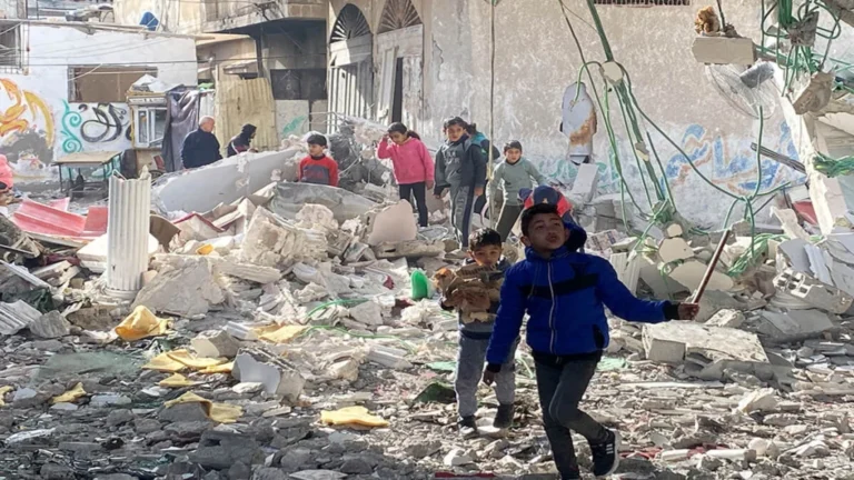 Ataque de Israel en la Franja de Gaza deja 60 muertos