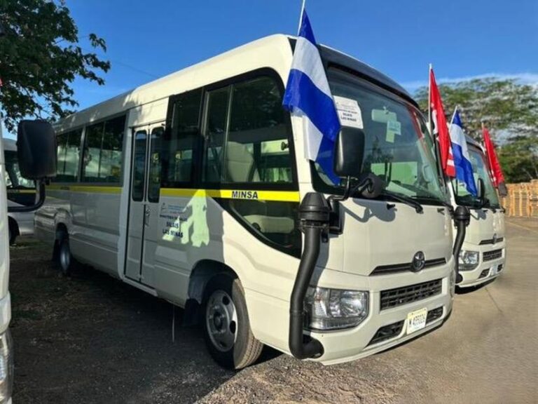 Gobierno Sandinista entregará microbuses a los 19 Silais del país
