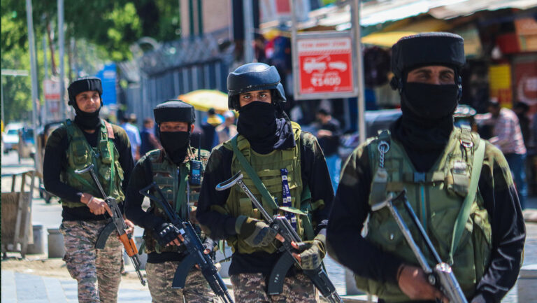 India y Pakistán acuerdan retirar los refuerzos de tropas