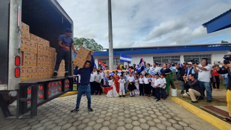 Más de un millón de niños beneficiados con la Merienda Escolar