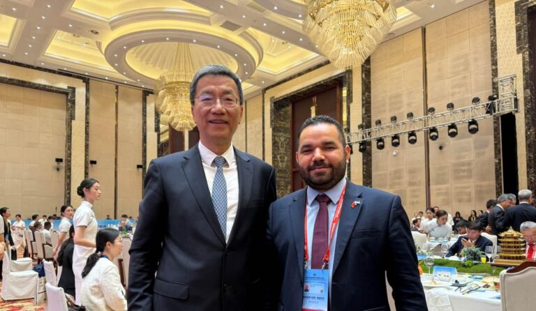 Misión Diplomática de Nicaragua participa en evento global sobre Educación Digital en la República Popular China