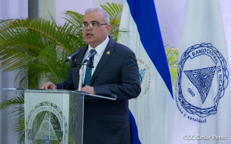 Presidente del BCN y Superintendente de Bancos en XIII Reunión del CMCA y CCSBSO