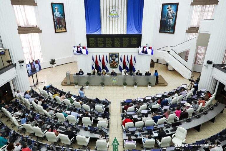 Ratifican ingreso de personal militar extranjero, naves y aeronaves