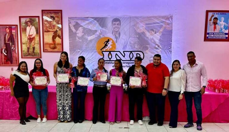 Reconocen a 150 madres deportistas en homenaje al Día de las Madres Nicaragüenses