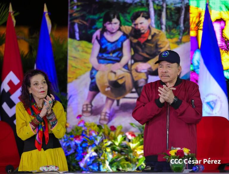 Rosario “no pudieron, no podrán gracias a la fuerza del pueblo”