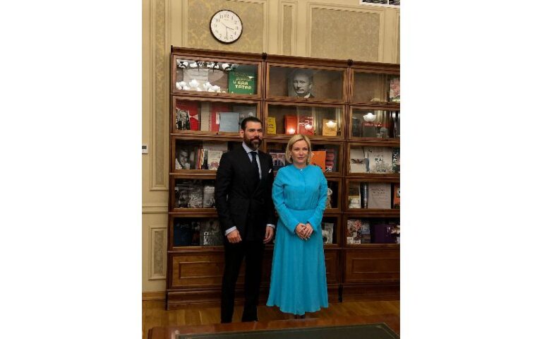 Compañero Laureano Ortega Murillo sostiene Encuentro con Ministra de Cultura de la Federación de Rusia