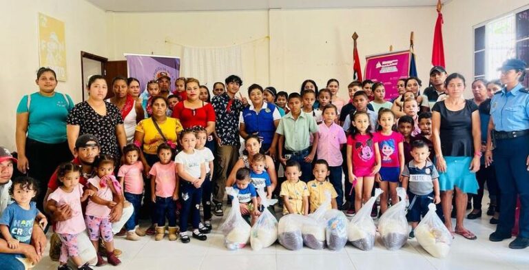 Vivimos en paz, familia y comunidad