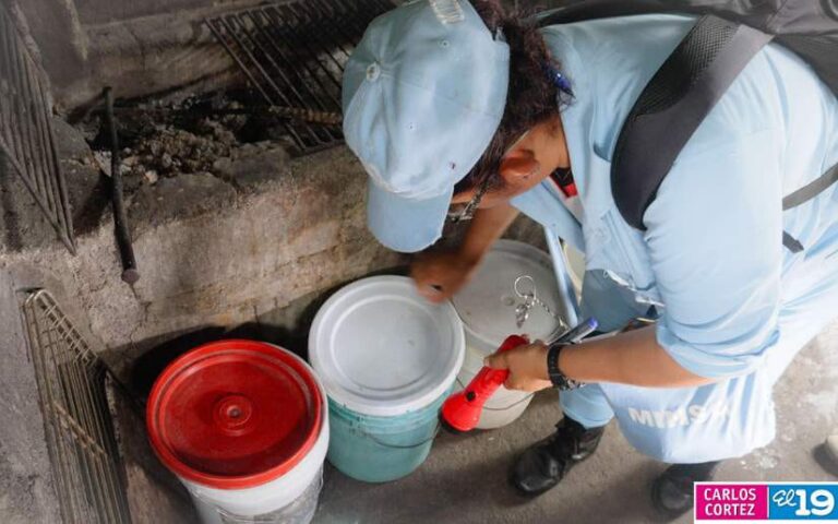 Lucha antiepidémica llega al barrio Rigoberto López