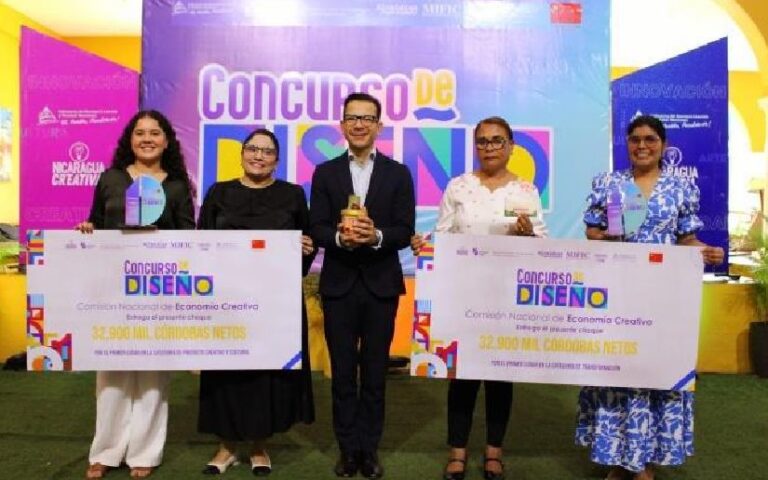 Comisión Nacional de Economía Creativa realizó el acto de premiación a los ganadores del Concurso de Diseño