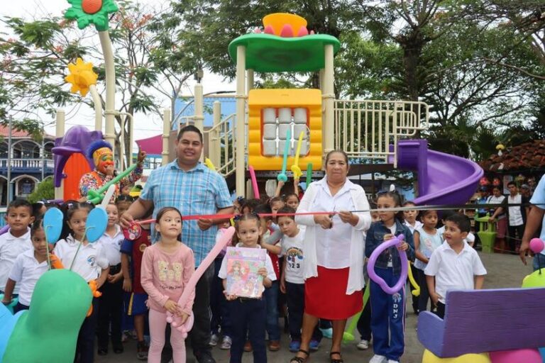 Alcaldías Sandinistas mejoran y construyen espacios de recreación, esparcimiento y convivencia familiar