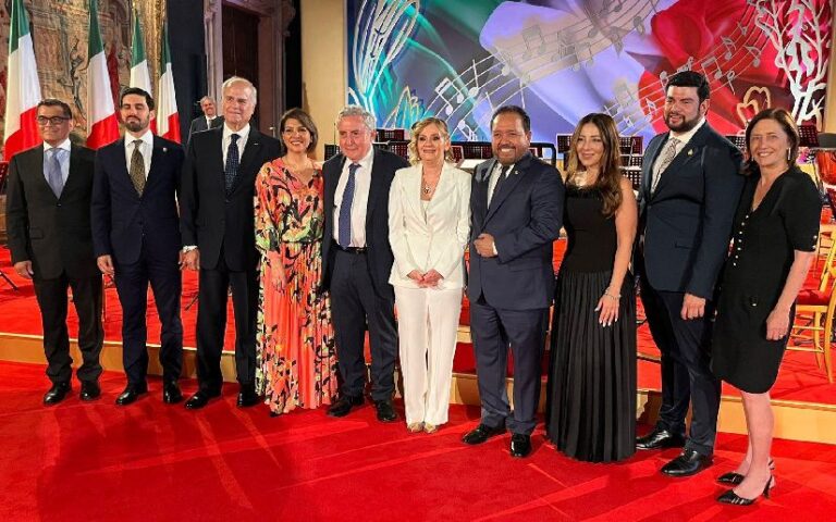 Celebramos en Roma el 79 aniversario del nacimiento de la República Italiana