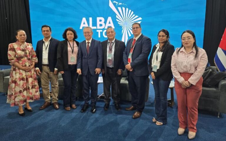 Delegación nicaragüense que participa en la Expo Feria Agro ALBA se reúne con el Ministro de Agricultura de Venezuela