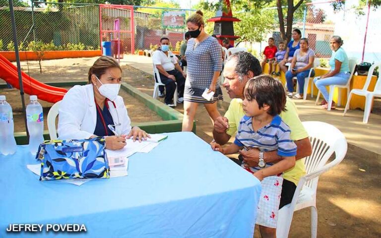 Megas Ferias de Salud para celebrar 19 aniversario Pueblo Presidente