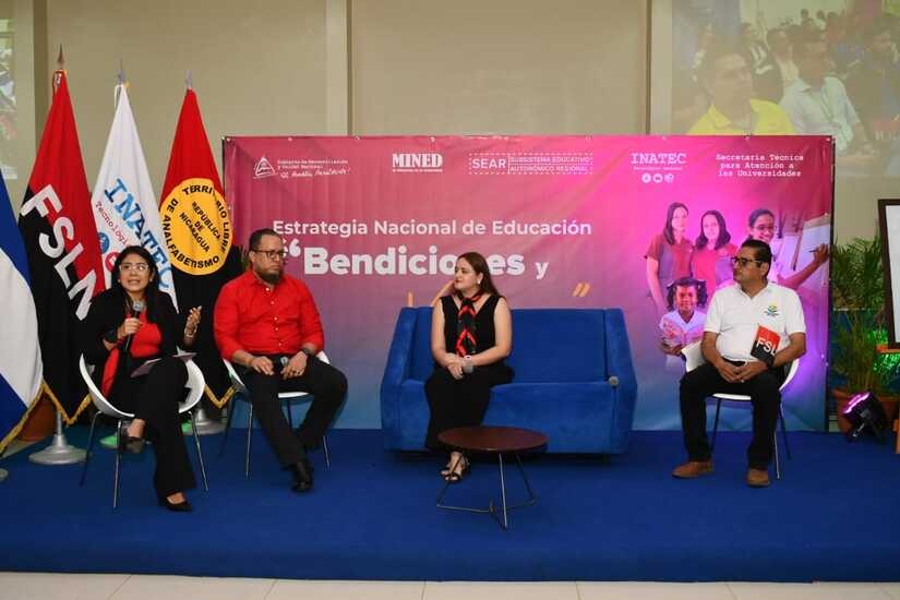 Más de mil docentes en el Foro “Vigencia del Pensamiento Pedagógico”