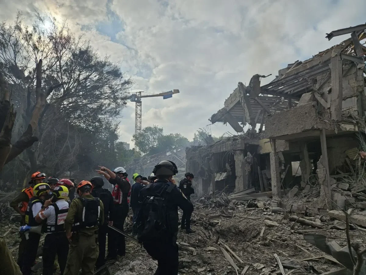Irán lanza ofensiva con misiles contra Israel en respuesta a ataques de EE.UU.