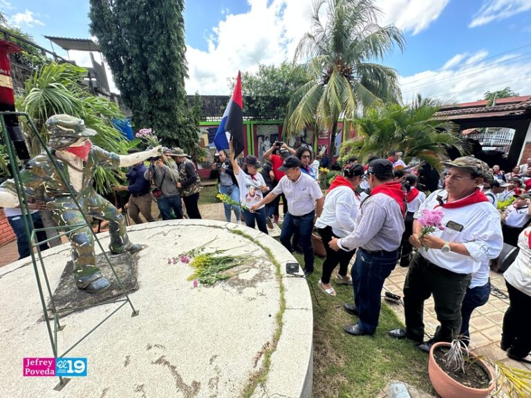 León conmemora el 46 aniversario de su liberación
