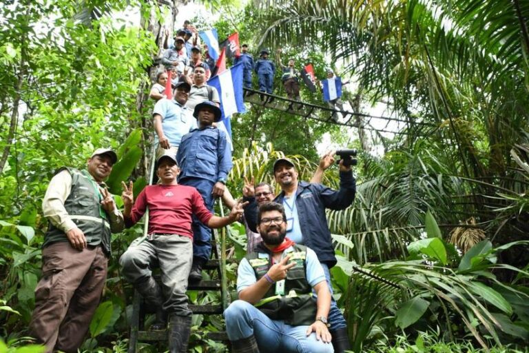 Marena: Senderismo Ambiental bajo el lema “Conociendo las especies de flora y fauna