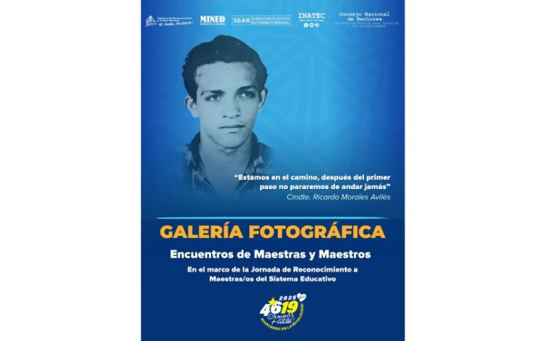 Maestros participan en Conversatorio “Experiencias Pedagógicas que Inspiran”