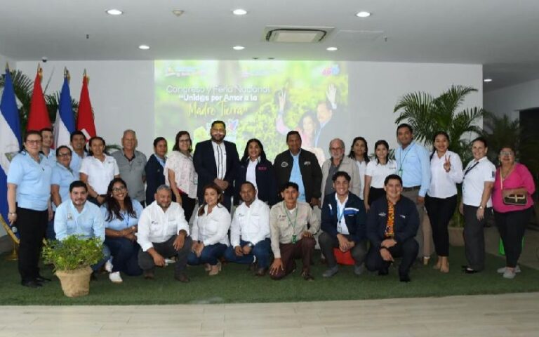 Marena efectúa congreso ambiental y de cambio climático