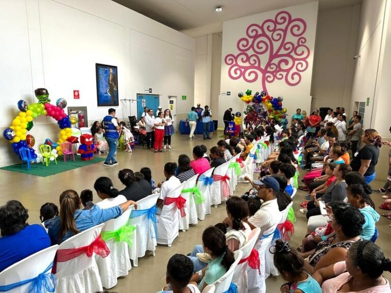 Más de 80 niños del Hospital Vélez Paiz disfrutan su día