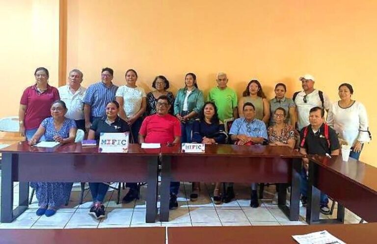 Seminario sobre formalización empresarial fortalece emprendimientos en León y Estelí