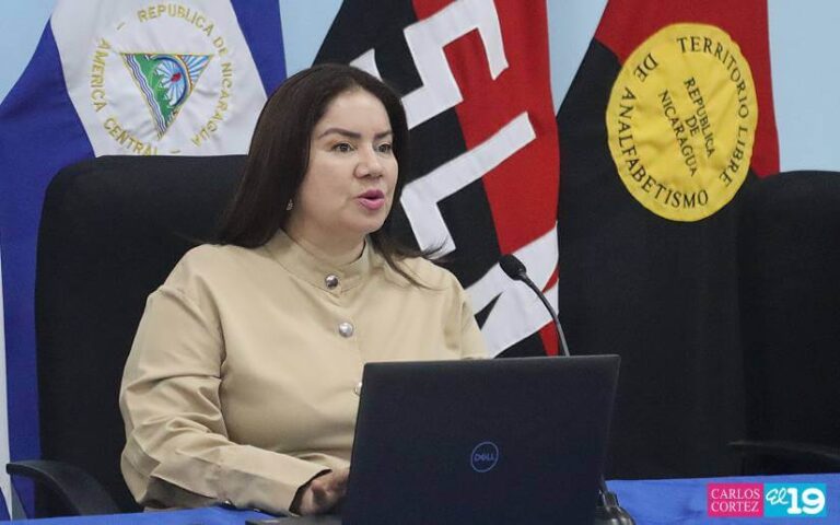 Mined avanza en la calidad educativa