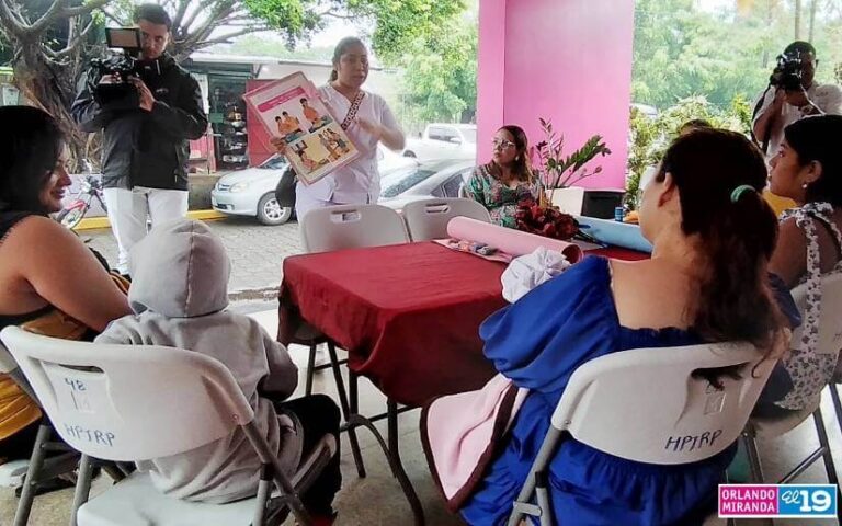 Minsa organiza charlas médicas en Casas Maternas