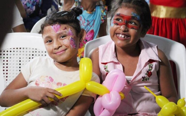 Niños disfrutan de un Festival Cultural “Arte y Alegría Infantil”