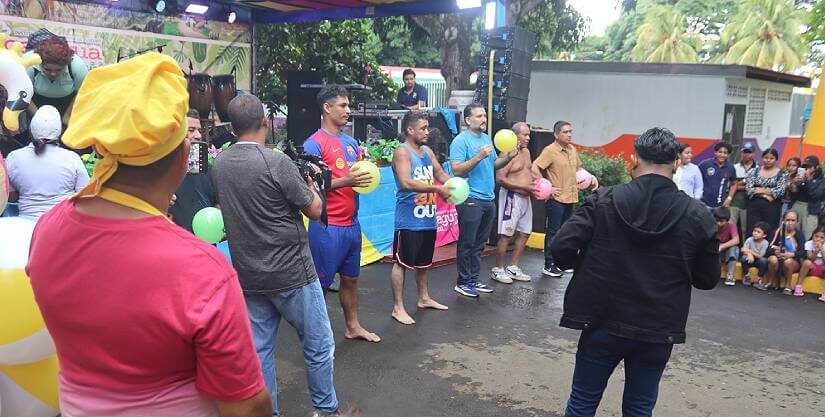 Padres nicaragüenses celebran su día con alegría y recreación en Xilonem