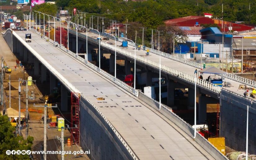 Pista Héroes de la Insurrección una extensión de 10 kilómetros