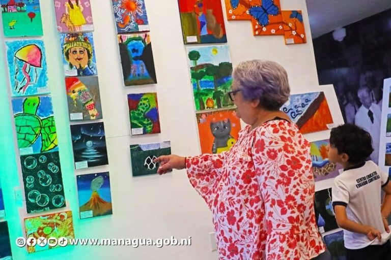 Rinden homenaje a Lolita Soriano con una exposición