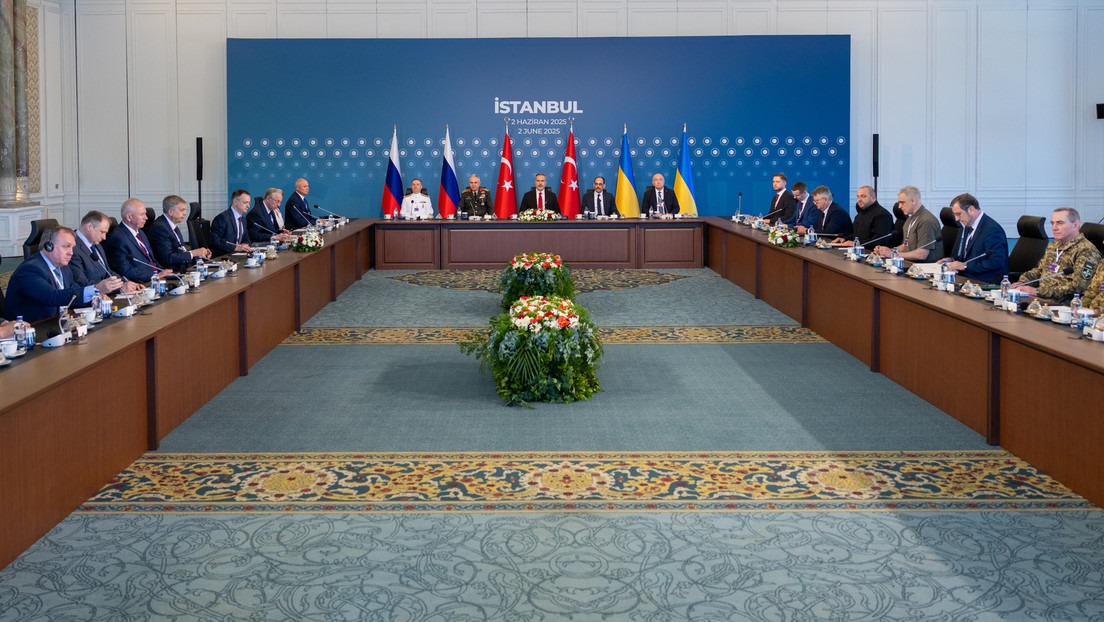 En la ciudad de Estambul, las delegaciones de Rusia y Ucrania se reúnen este 2 de junio para celebrar la segunda ronda de sus negociaciones.